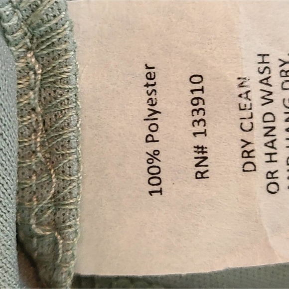 Show Me Your Mumu Sage Green Floral Smocked Off Shoulder Mini Dress Small NWT - Picture 9 of 9